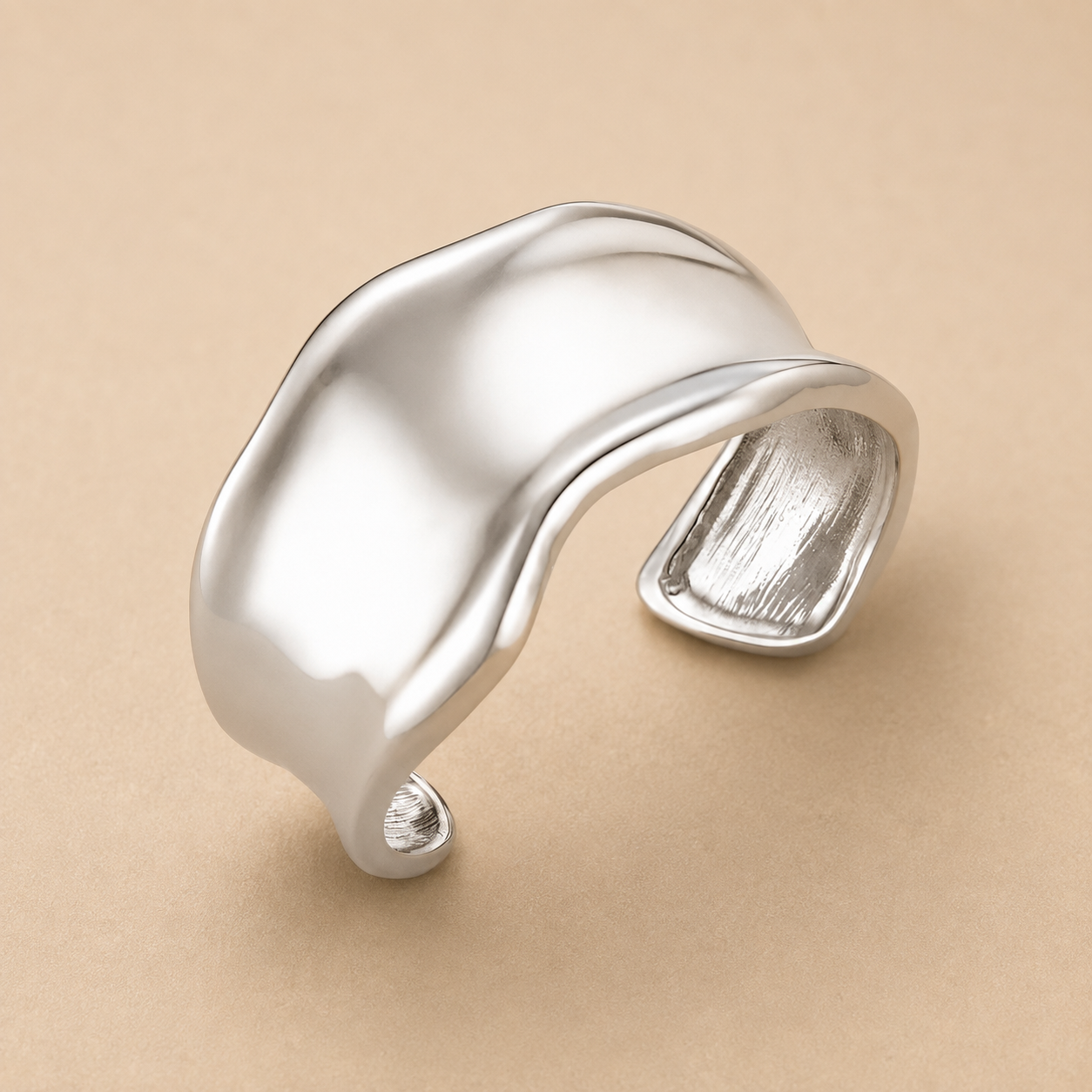Statement Organic Molten Cuff